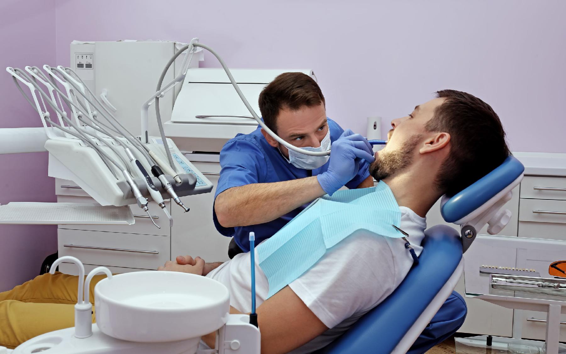 SAŠA NIKOLIĆ DR.MED.DENT-Ordinacija dentalne medicine - Rijeka